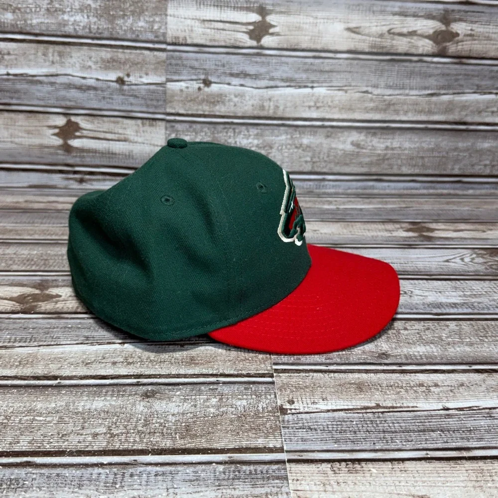 New Era Fitted‎ Hat Mens 7 1/4 Green Minnesota Wild NHL 59FIFTY Flat Brim Cap